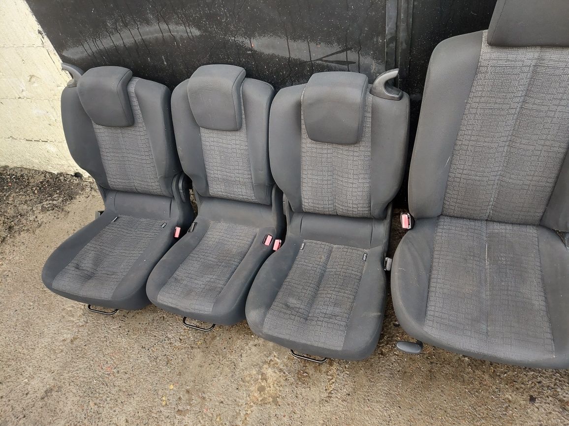 Сидіння сиденья Рено Сценік Сценик 2 Renault Scenic 2: 1 200 грн ...