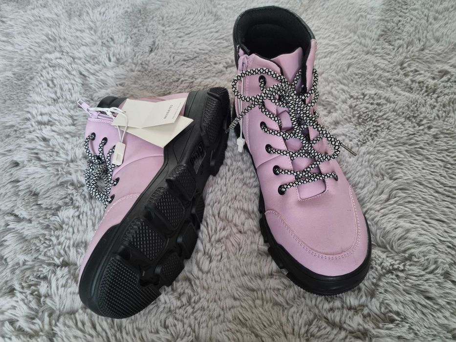 Buty dla dziewczynki wiosenne Reserved