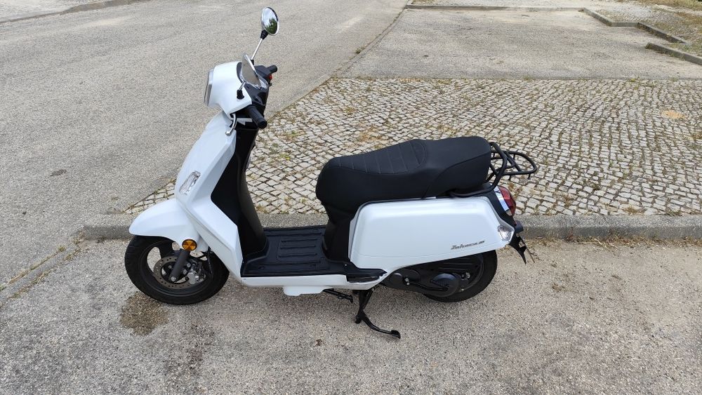 Scooter Keeway Zahara 50cc como nova