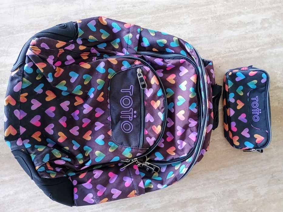 Mochila escolar TOTTO com estojo