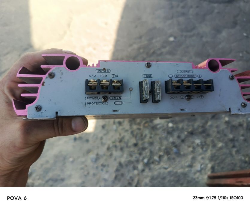 Є два осілка працюють добре