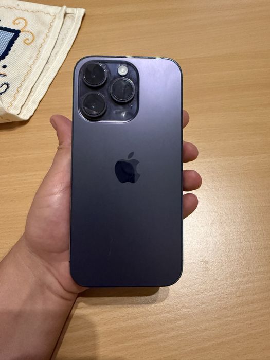 Iphone 14 Pro com caixa