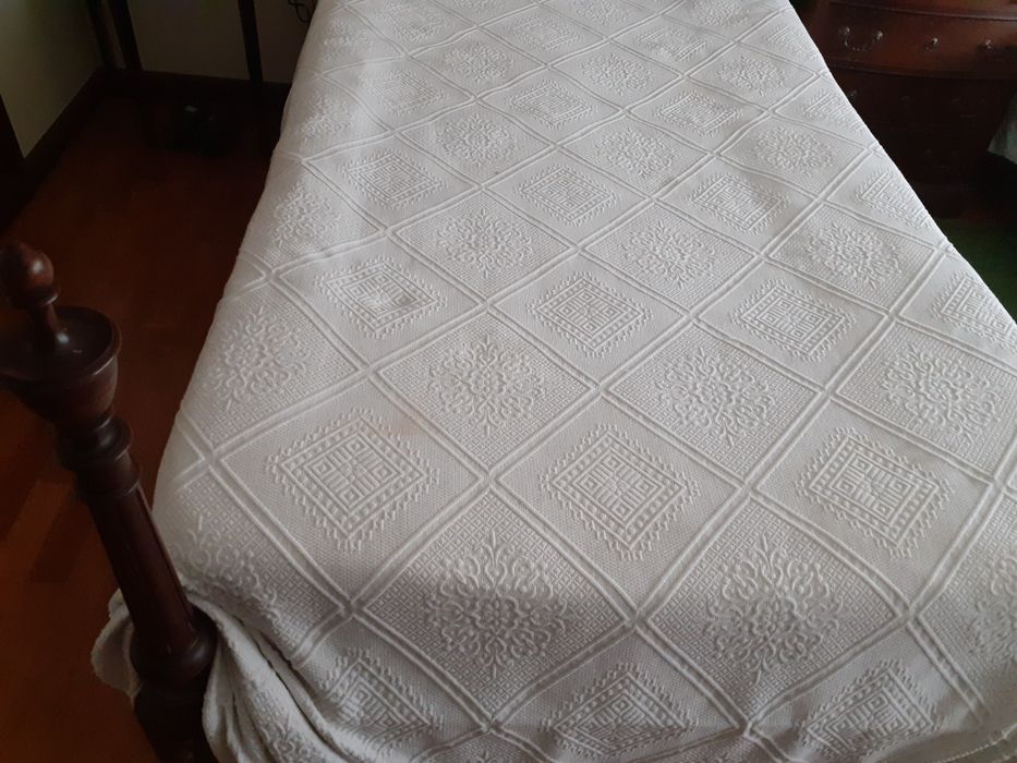 Cama de solteiro64584288055937122