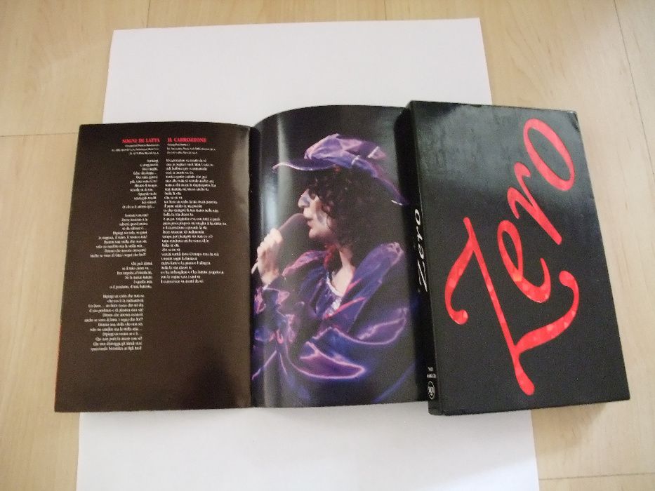 Итальянский певец Renato Zero CD