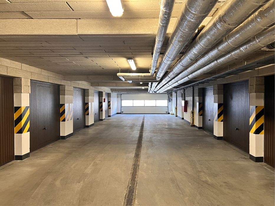 Garaż dwustanowiskowy 30 m² | Nowa Wygoda | prąd, niski czynsz