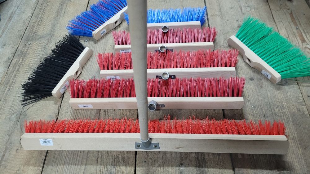 ZAMIATACZ ULICÓWKA MIOTŁA szczotka zmiotka 60cm 80 szpadel łopata tacz