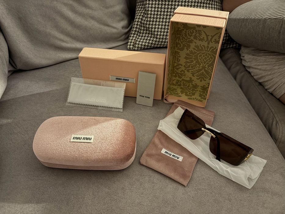 Oculos de Sol MiuMiu Novos!