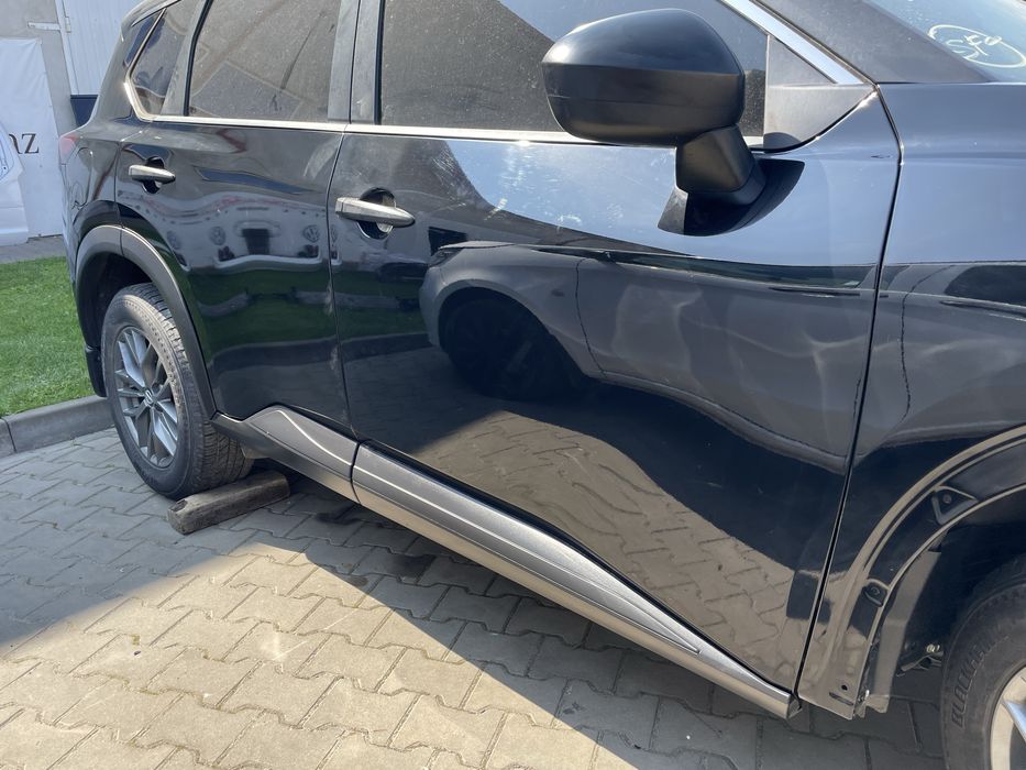 Двері дверка Nissan Rogue T33 Рог Т33 розборка