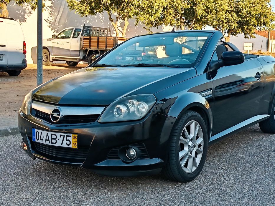 Opel Tigra twintop cabrio de 2005 a diesel 180mil kms
