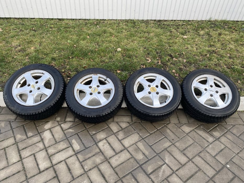 Диски 4. 114.3/ R-15. Chery Geely . Резина 195/60/ R-15. Зимняя резина