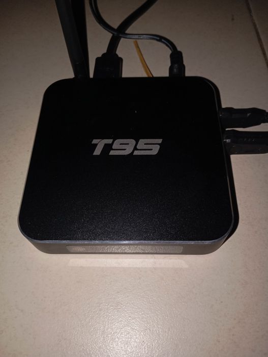 Box android T95 com air mouse
