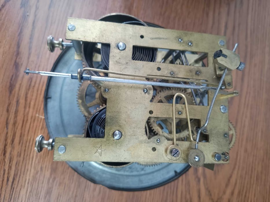 Mechanizm do zegara wiszącego Jungnans