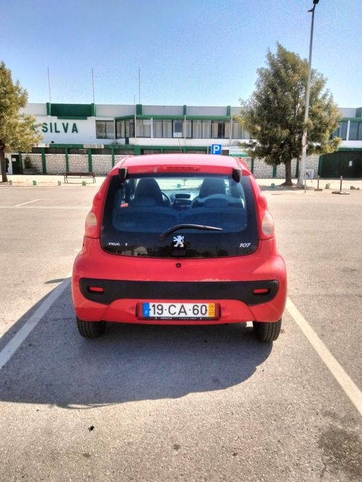 Peugeot 107 1.0 5 Portas - 2006 - 178.000 km