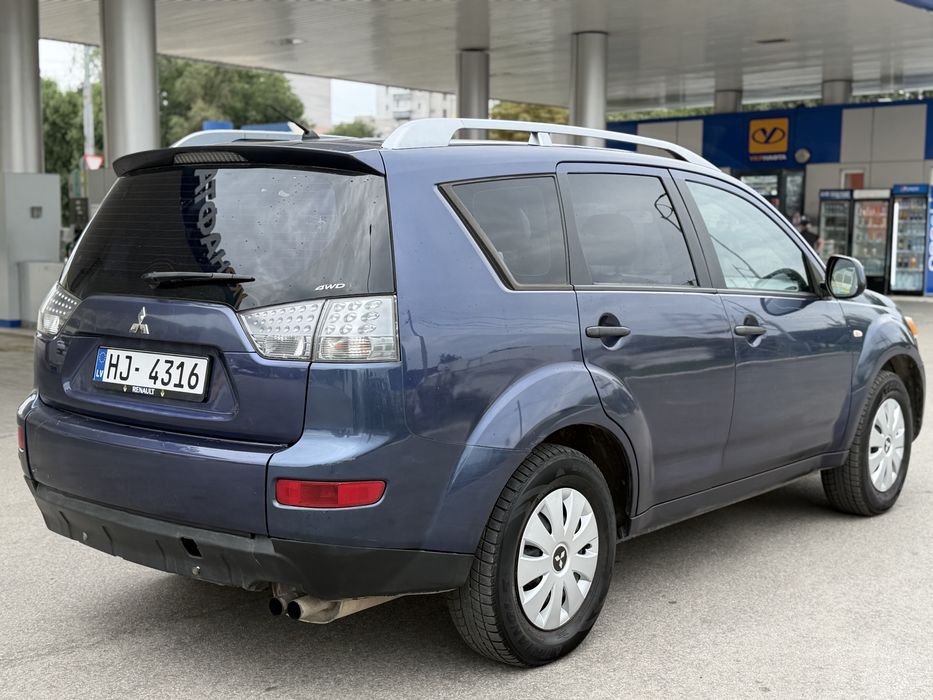 Mitsubishi Outlander XL 2.2 дизель 4x4 продам или обмен