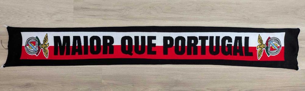 Cachecol raro No Name Boys em malha