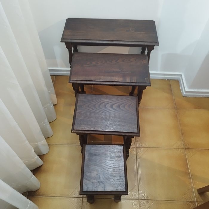 Conjunto 4 mesas pequenas