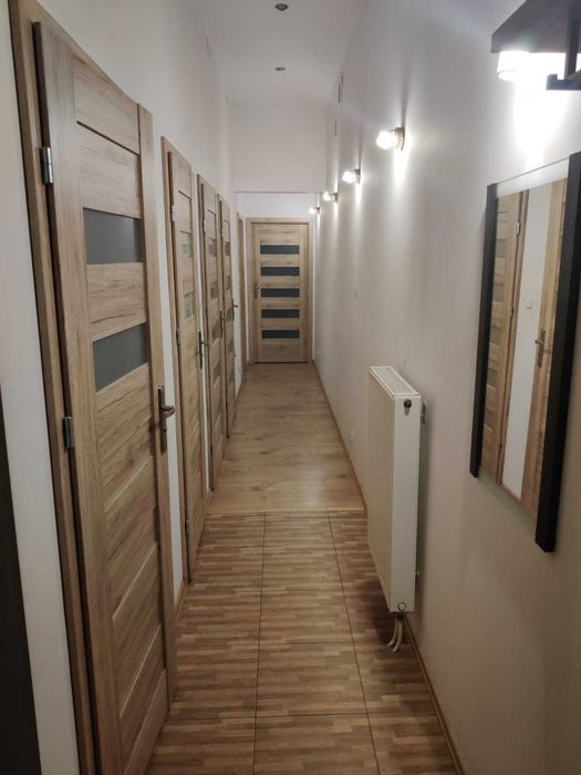 Polesie - centrum nowoczesny, umeblowany pokój, mężczyźni, Ukraińcy