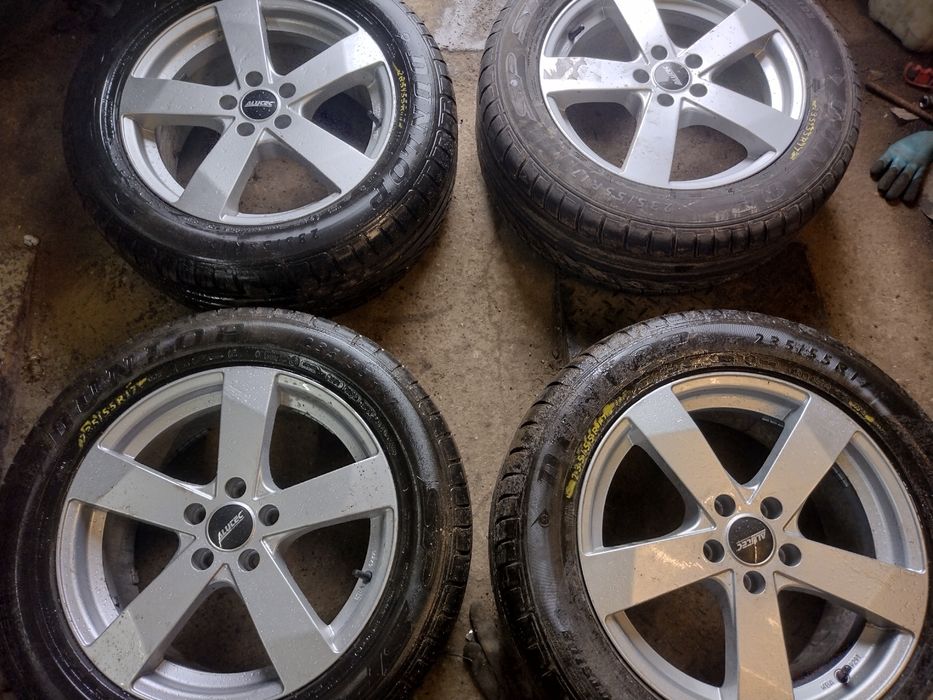 235/55/17 Ford Kuga koła 5x108 17