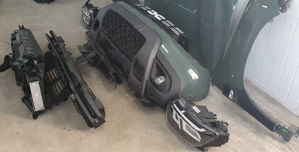 Бампер капот фара крыло Renault Dacia Duster Разборка комплект