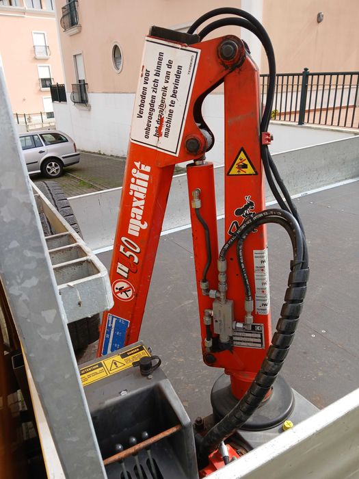Mercedes Sprinter 509 de 2008 com grua