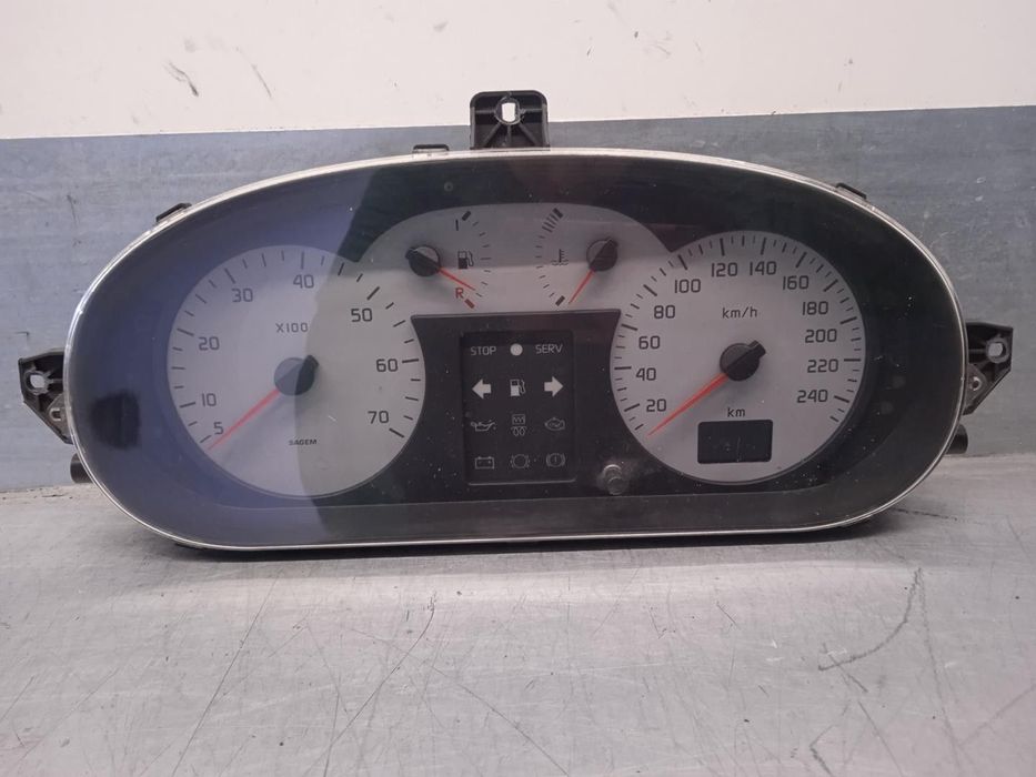 QUADRANTE RENAULT MEGANE I COACH 2000 -8200038777