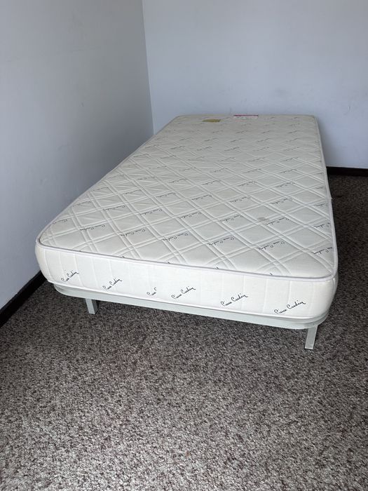 Cama de solteiro