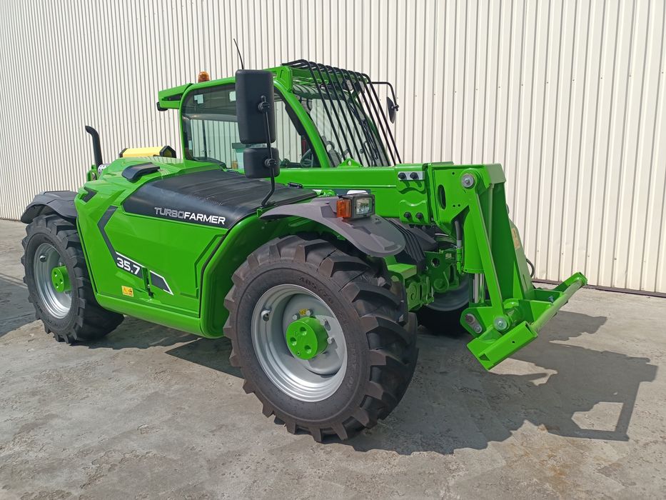 Новий навантажувач Merlo TF35.7-115ЕЕ