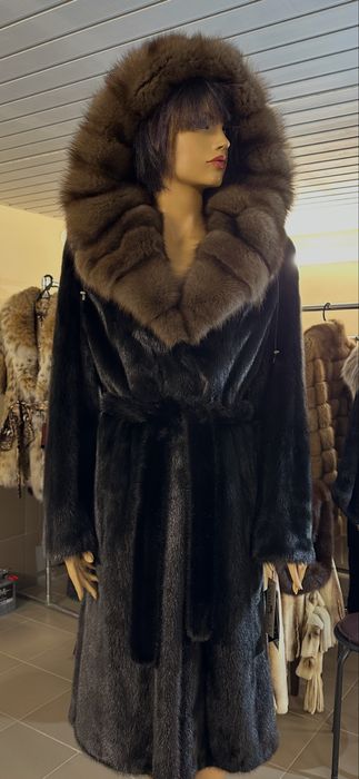 Рр с-м. 44-46. Норковая шуба BlackGlama капюшен SOBOL