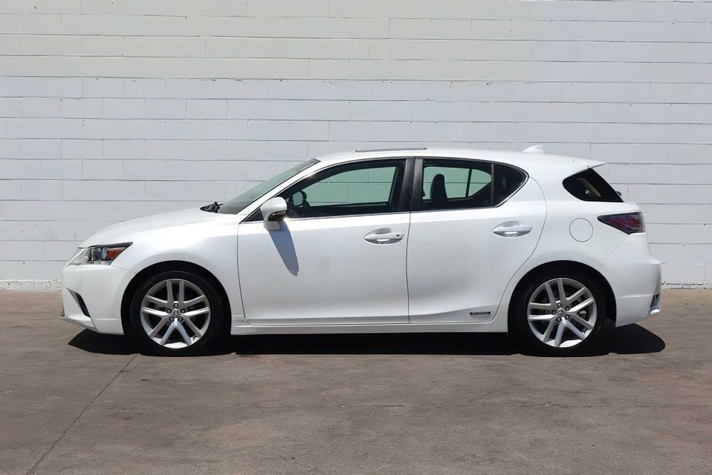Lexus CT 200h      2016