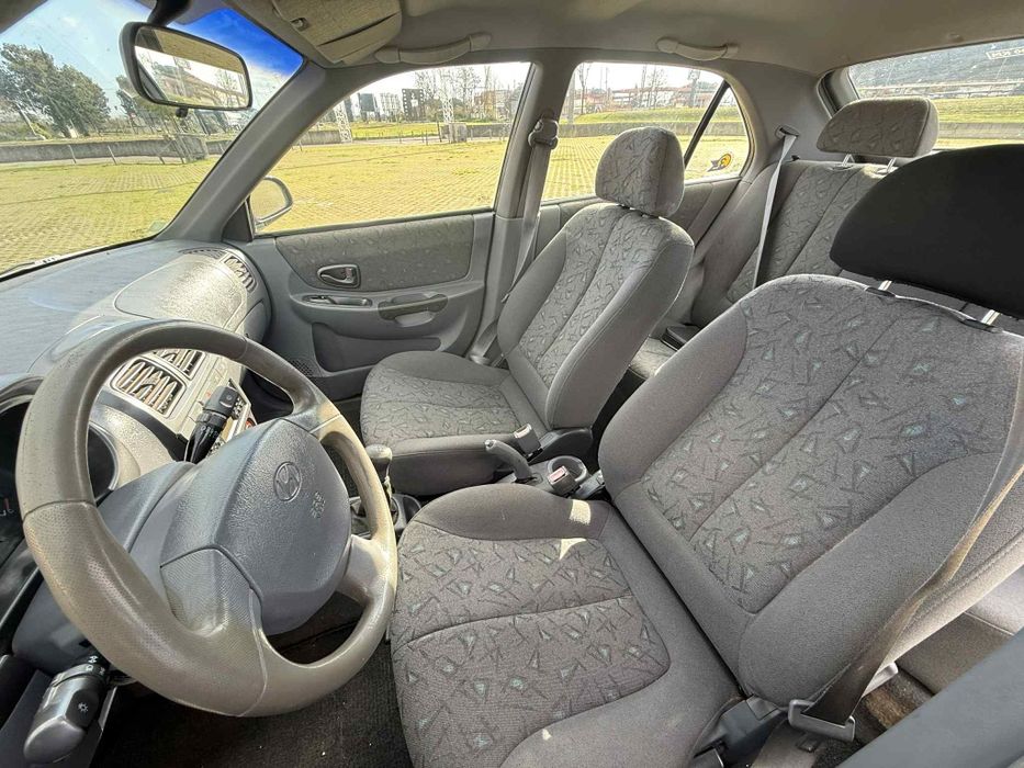 Hyundai Accent — fotografia 7