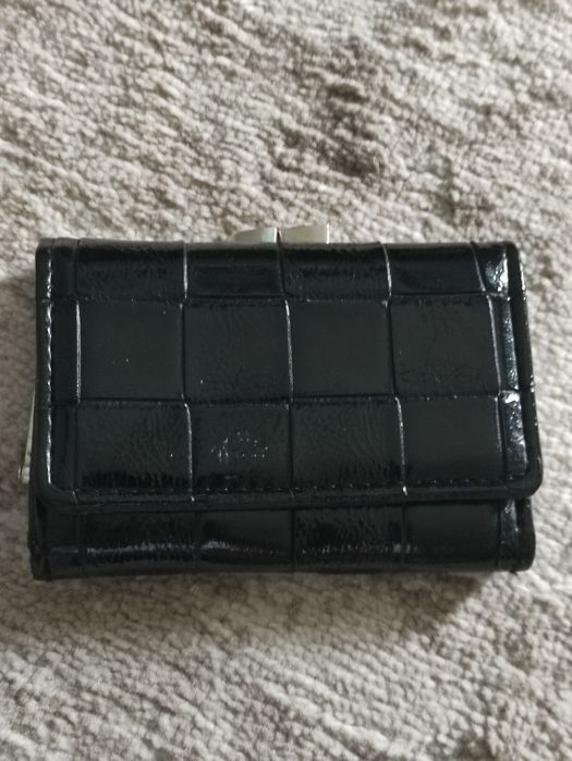 Продам женские кошельки