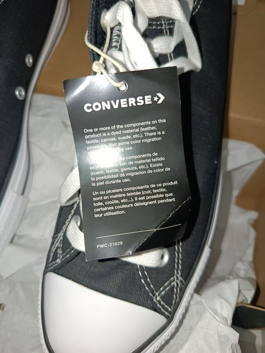 Sapatilhas Converse novas