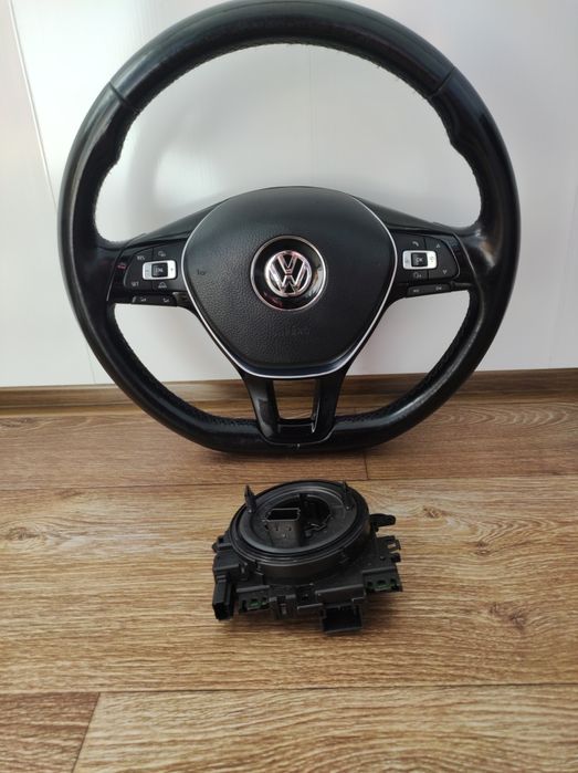 Руль с шлейфом Volkswagen Passat B7, B8 Golf 7, Tiguan, Jetta, Caddy