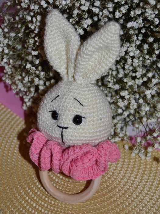 Зайчик-брязкальце