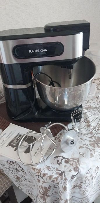 Міксер тістоміс KASANOVA