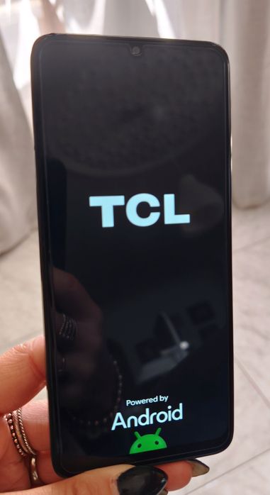 TCL 505 64GB Memoria Interna com Cartão MicroSD de 128GB Desbloqueado