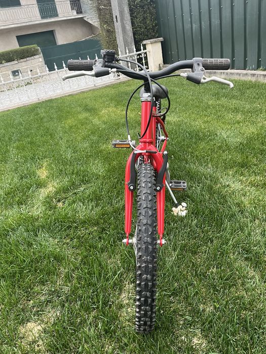 Bicicleta aro 20 (Preço Negociável)