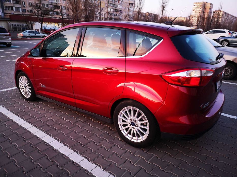 Ford C-Max HYBRID Energi Plug-in 2013 з мінімальним пробігом