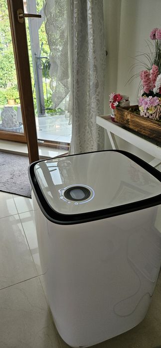 Nowy oczyszczacz powietrza Aeris Pro 70m2 by iRobot - producent Roomba