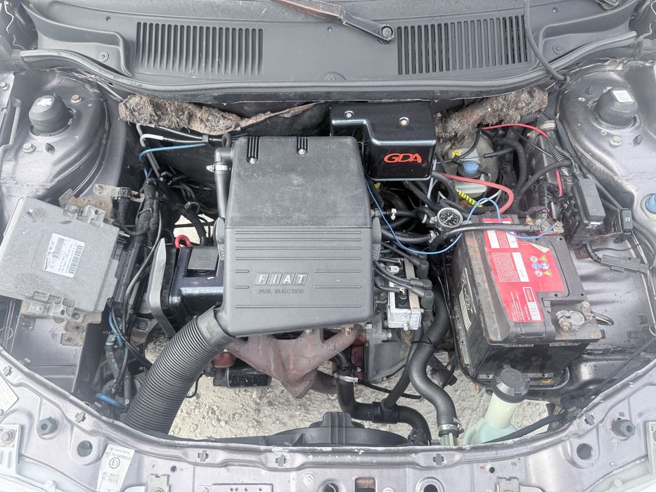 Vendo FIAT PUNTO 1.2      Vendido