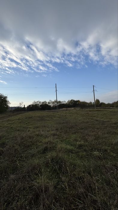 Участок 7.1 сотка, Гостомель. Под застройку жилого дома.