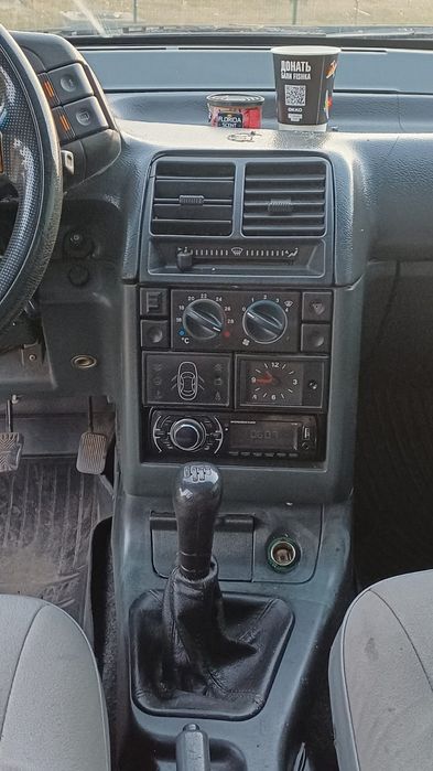 ВАЗ 2112  2006 1.6  8 клап газ/бензин