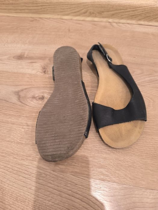 Sandały Gino Rossi 37