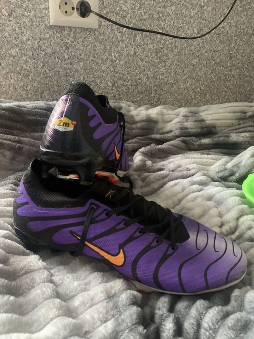 Бутси найк аір зум