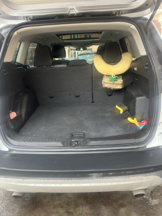 Продаи Ford Escape