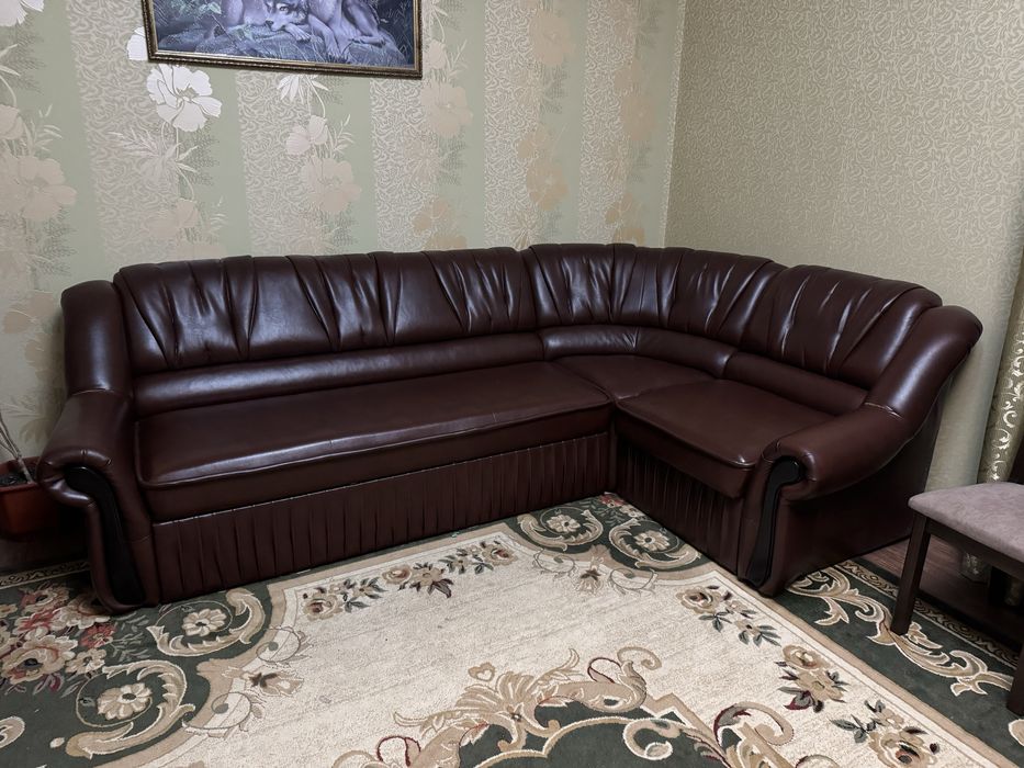 Розкладний кутовий диван