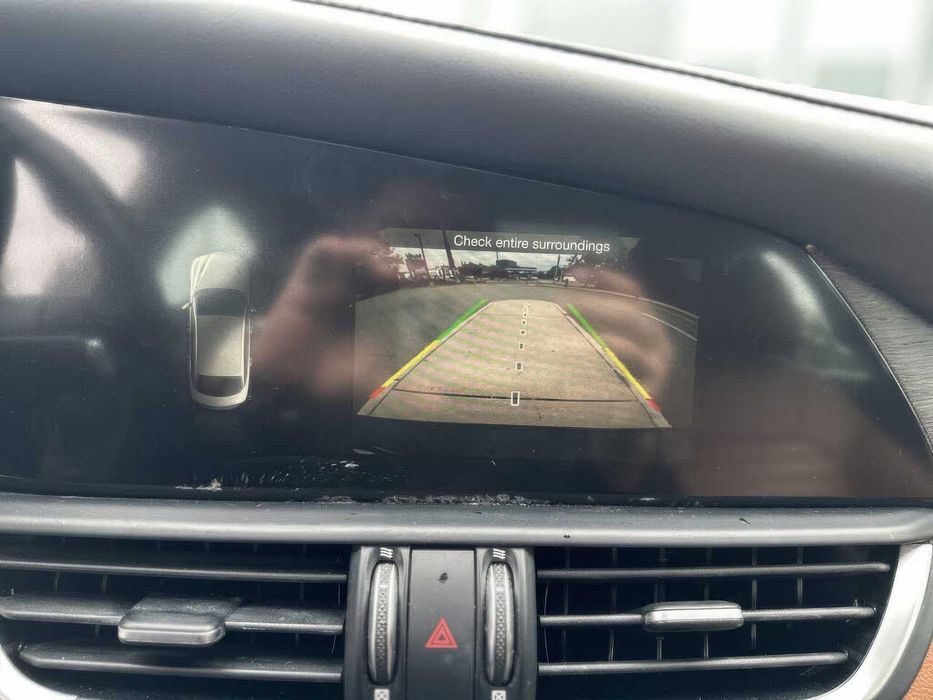 Alfa Romeo Giulia      2018