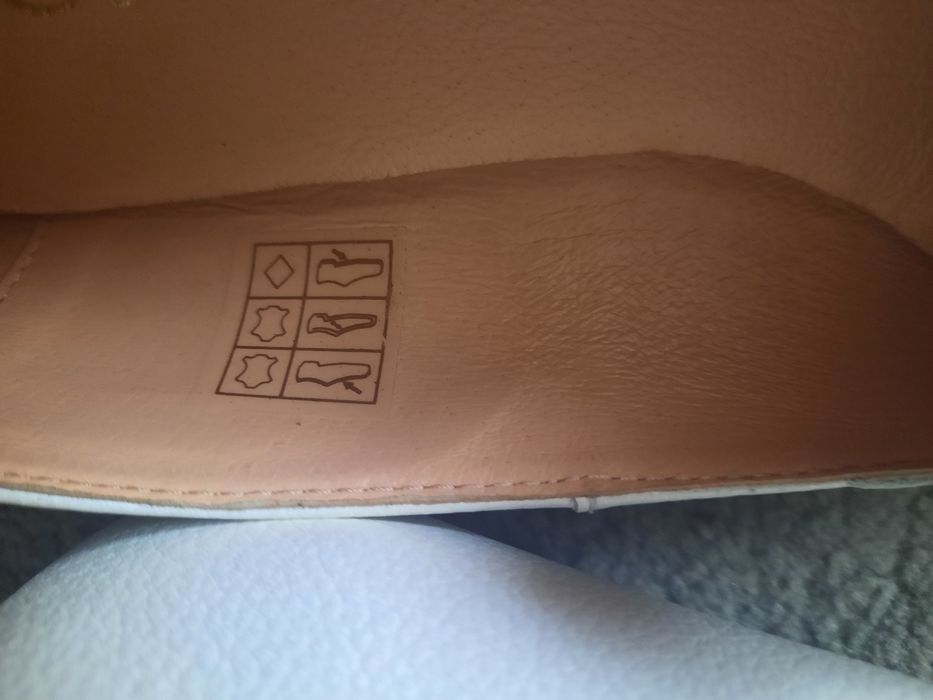 Buty mokasyny balerinki Deoni r.37 skóra Ideał