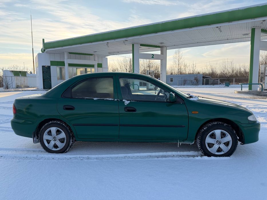 Продам Mazda 323