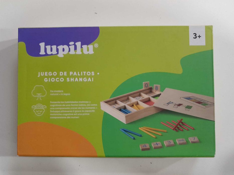 Jogo educativo de madeira -  matemática